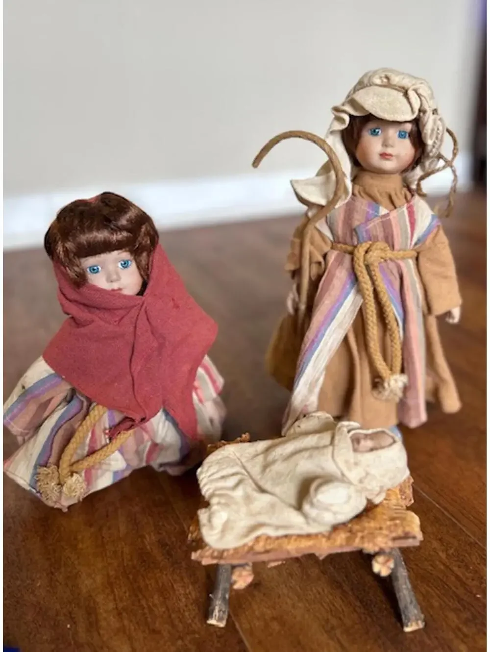 Vintage Nativity Scene Dolls Set with Baby Jesus, Mary, and Joseph Figurines